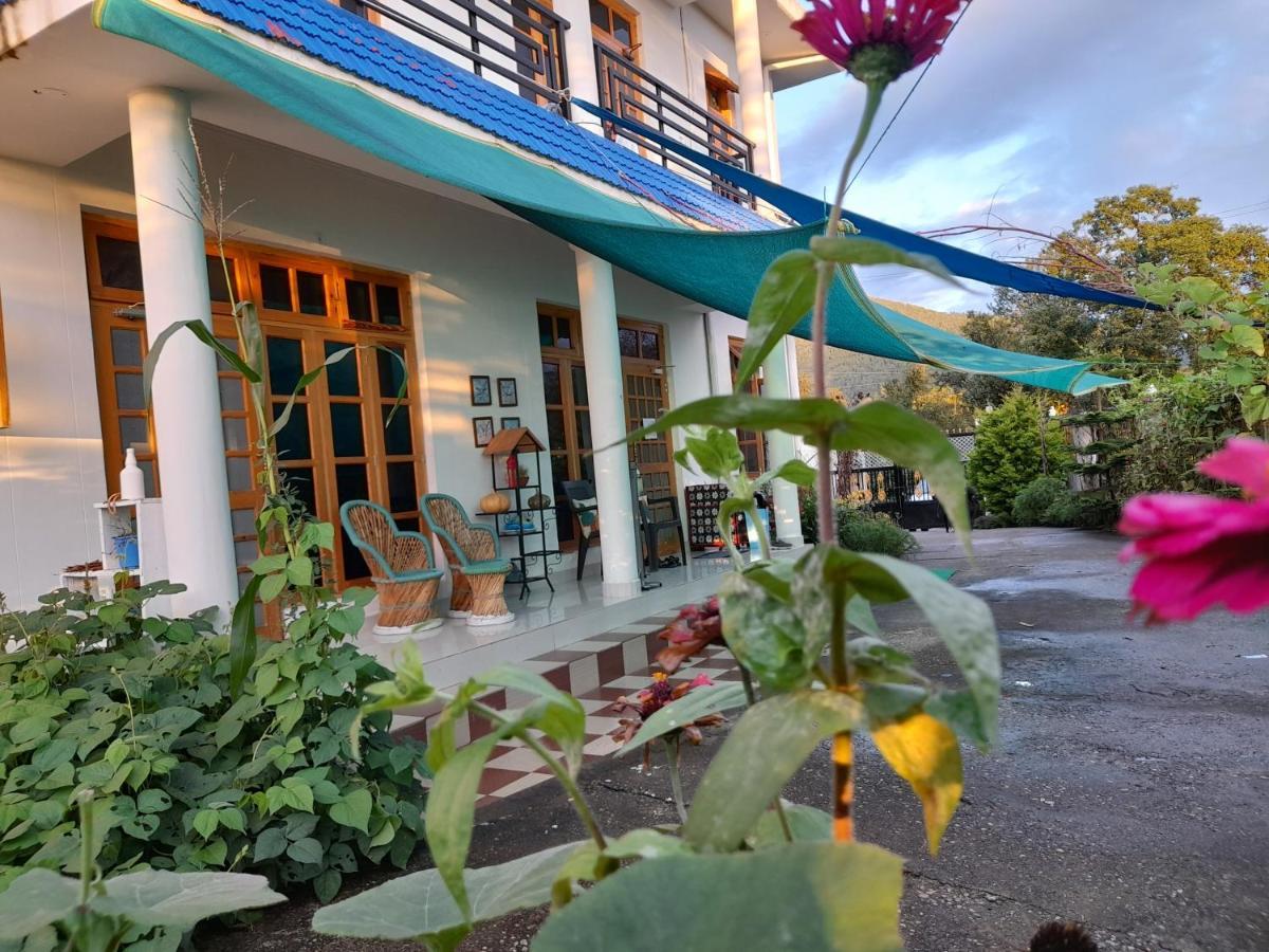 La Maison - A Boutique Bed And Breakfast Bīr Exteriör bild